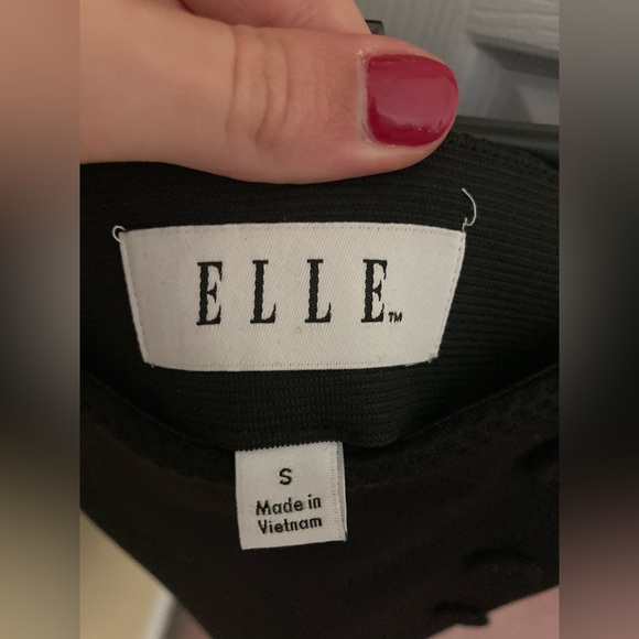 Elle black and white mini skirt with tags! - Picture 4 of 5
